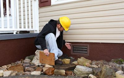 How Do Professional Waterproofers Differentiate Between Settling And Crawlspace Foundation Repair Needs?